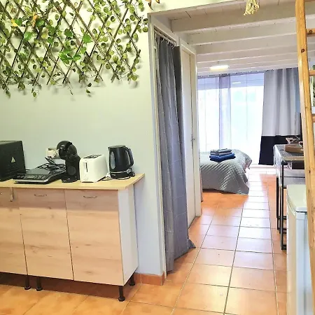 Escale Aux Pieds Des Pyrenees *